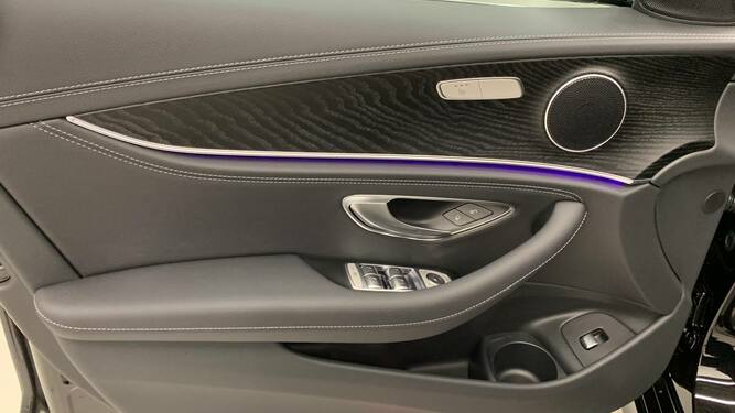 21300550RUB / E 220 d 4MATIC Sport Седан