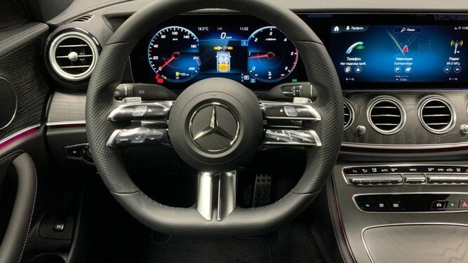 21300550RUB / E 220 d 4MATIC Sport Седан