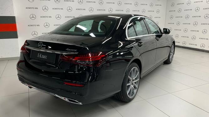 21300550RUB / E 220 d 4MATIC Sport Седан