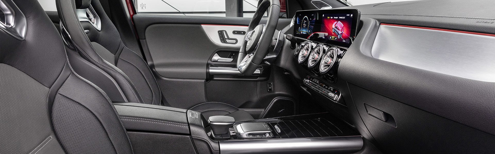 Mercedes-AMG GLA внедорожник