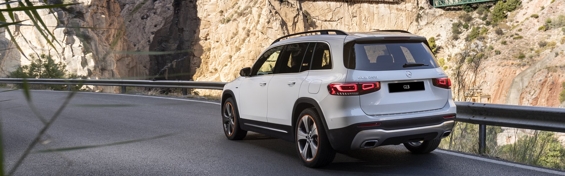 GLB внедорожник